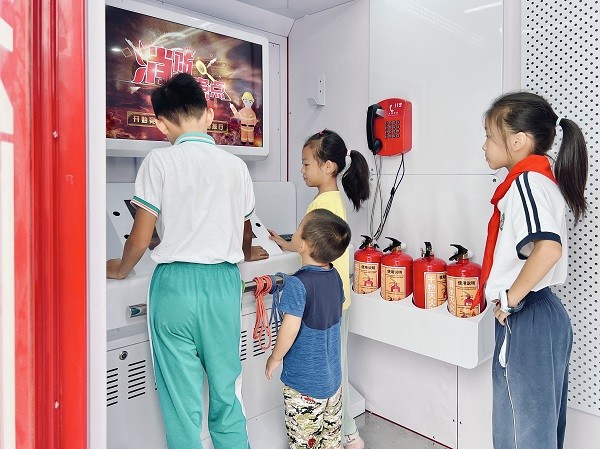 VR家庭消防安全體驗(yàn)系統(tǒng)：守護(hù)家庭安全
